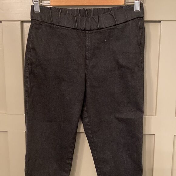 MIRACLEBODY By Miraclesuit Slimming Shaping Pull-On Capri Jeans Black Size 2 - Picture 9 of 10